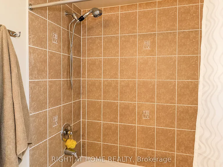 33 Marina Village Dr — Photo 18