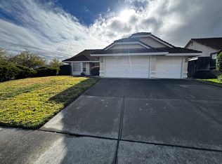 660 Harwinton Ct, Vacaville, CA 95688