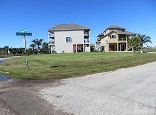 3734 Marina Blvd, Galveston, TX 77554