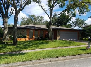 15 Pinewood Ter E, Palm Harbor, FL 34683