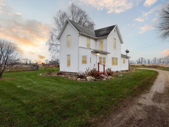 18745 Grange St, Cassopolis, MI 49031