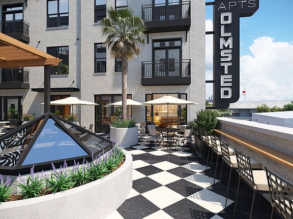 3rd image of 710 Peachtree St NE #413