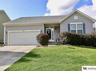 8618 S 164th St, Omaha, NE 68136