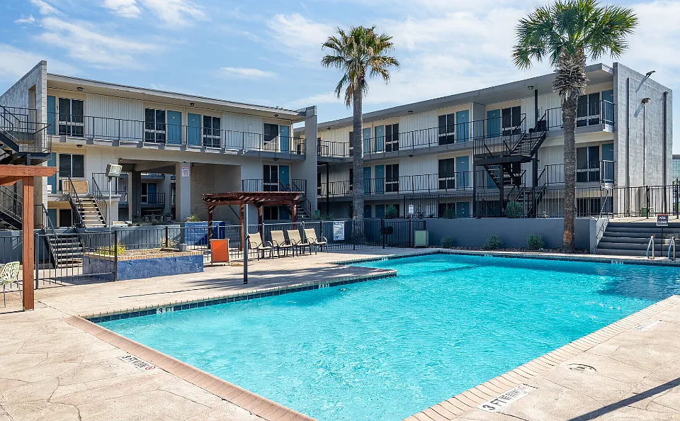 The Harrison Grant Apartments
