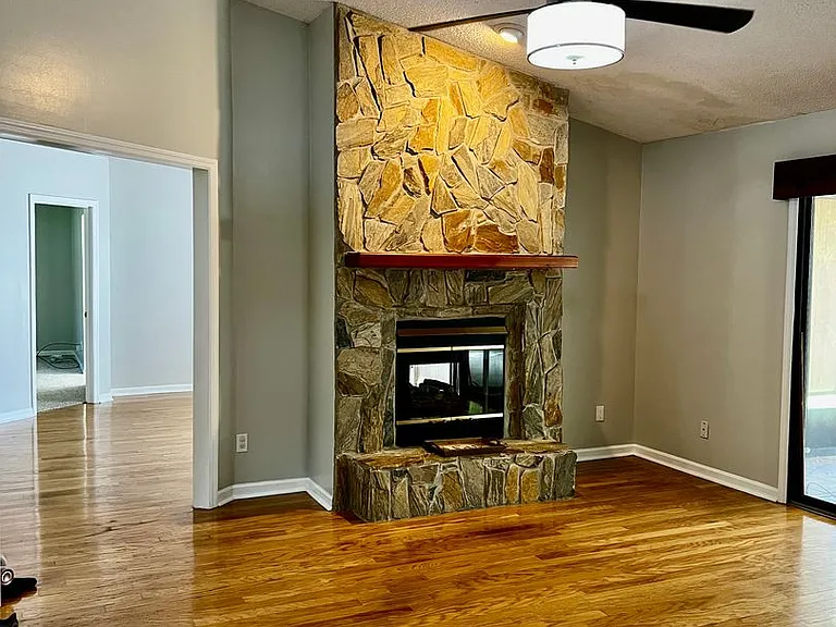 106 Plantation Oaks Dr — Photo 25