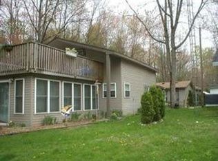 1253 Norway Dr, Hope, MI 48628