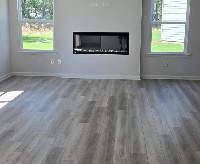 380 Bud St — Photo 8