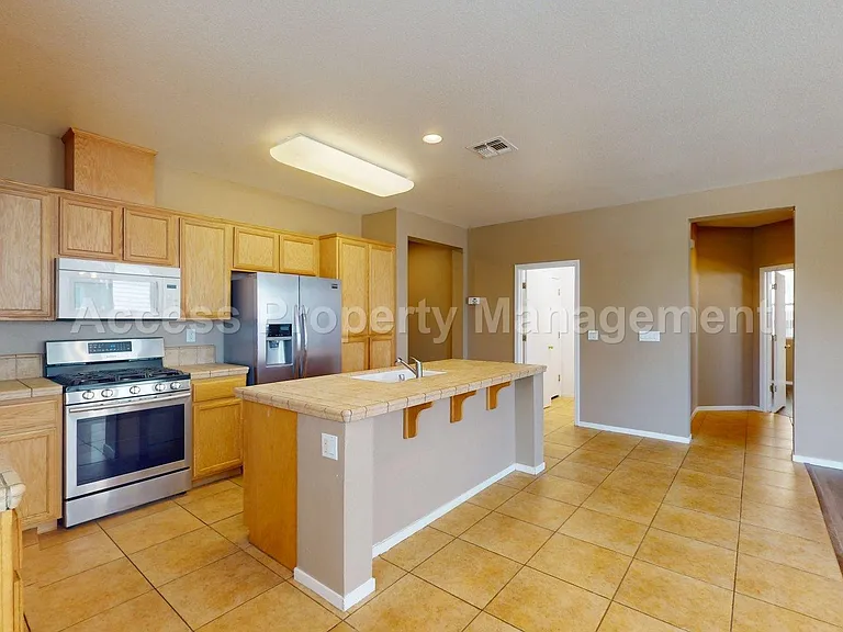 1245 W Springer Dr — Photo 13