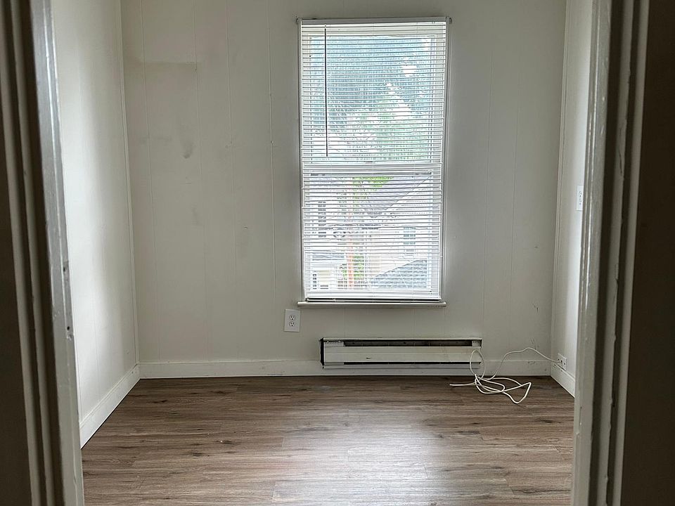 1st image of 716 Lee Ave APT D