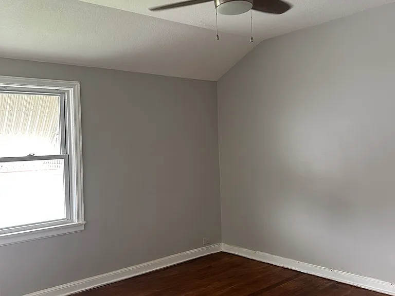 1714 N 22nd Ave — Photo 5