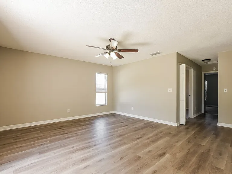 11507 Brandiwine Ct — Photo 8