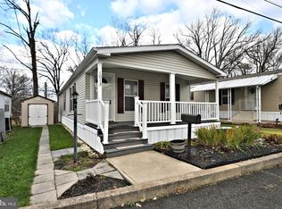 1013 Pine Cir, Telford, PA 18969