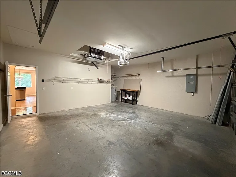 1466 Argyle Dr — Photo 35