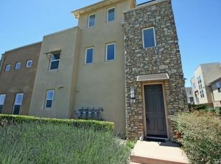90 Meridian Dr, Aliso Viejo, CA 92656