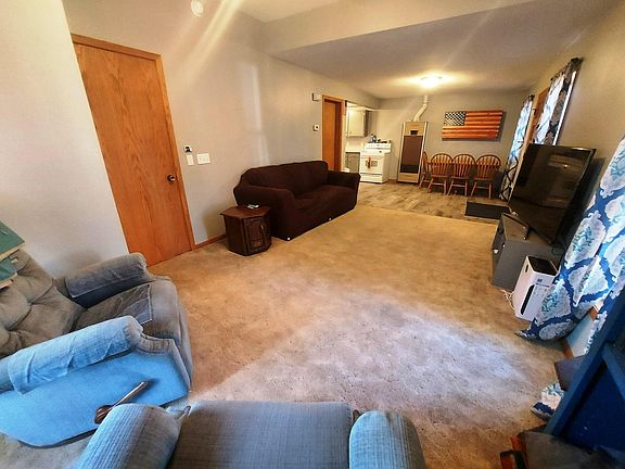 4th image of 603 5th St S