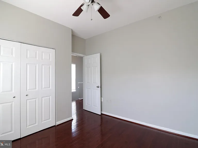 21786 Dragons Green Sq — Photo 18