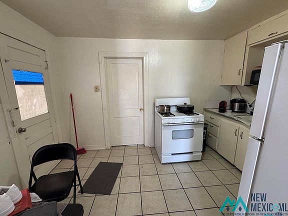 5th image of 412 E Park St
