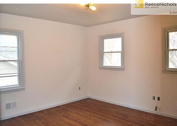5th image of 10412 E 82nd St