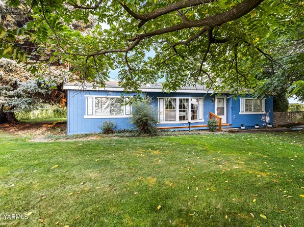 381 Price Ln, Outlook, WA 98938