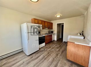 1715 Oakshire Ln APT B, Pueblo, CO 81001