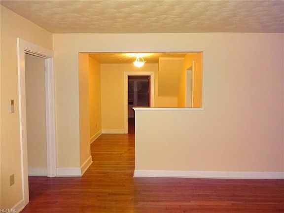 5th image of 19-A Primrose Ave #A