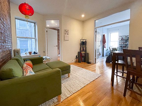 3rd image of 3157 Broadway APT 13
