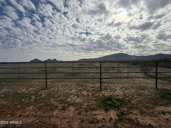 00XXA3 W Williams Road #5, Aguila, AZ 85320