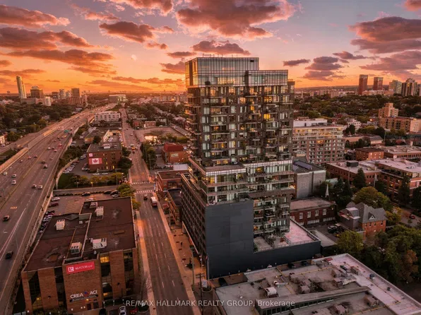 203 Catherine St #714, Ottawa, ON K2P 1J5