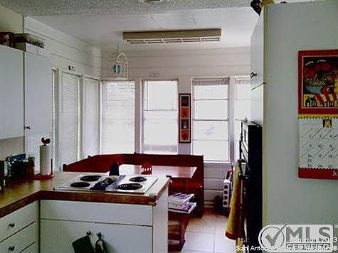 4th image of 309 E Terra Alta Dr