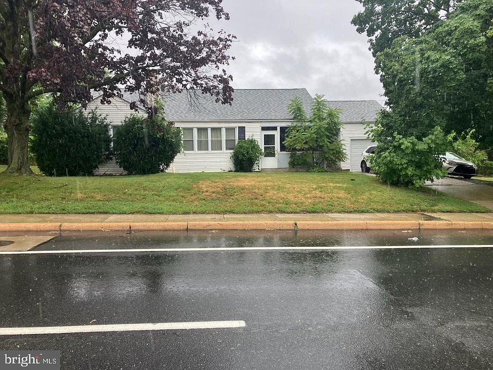 1st image of 1727 Limestone Rd