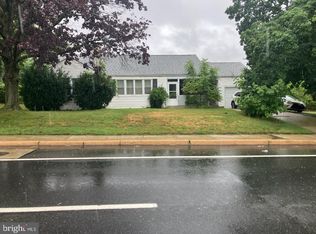 1727 Limestone Rd, Wilmington, DE 19804