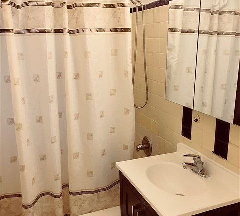 5th image of 8419 51st Ave APT 5C
