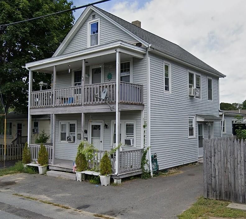 1st image of 55 Railroad Ave #3