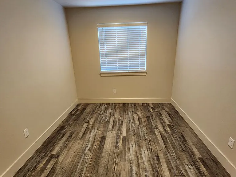 1004 Peach Rd #Q-T — Photo 13