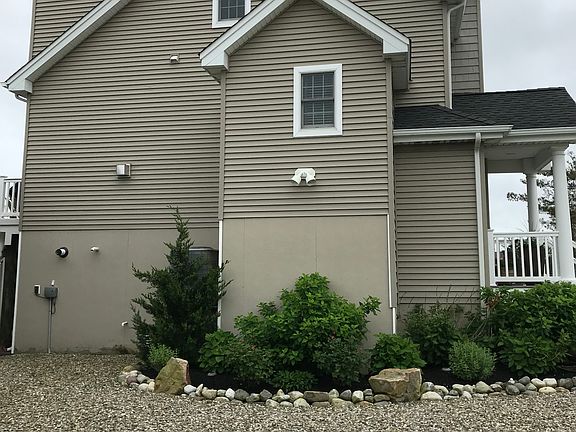 Side view , fully stoned 