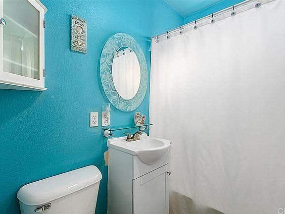 3rd image of 5811 W 29th St