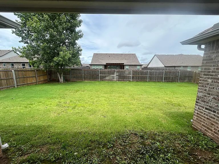 1502 E Utica Pl — Photo 39