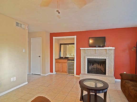 3rd image of 1500 Bay Area Blvd #429