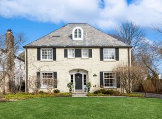 2328 Iroquois Rd, Wilmette, IL 60091