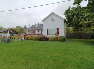 1207 E Frances Rd, Mount Morris, MI 48458