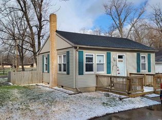 8526 E Asbury Ln, North Webster, IN 46555