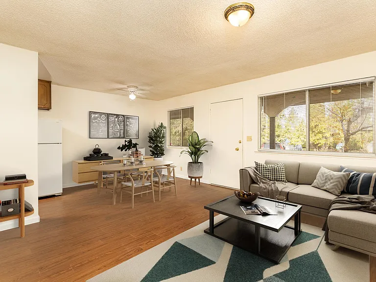 2680 Woodridge Ct #2 — Photo 3