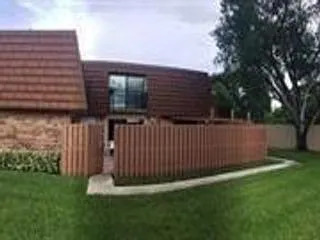 2556 Garden Ct — Photo 1