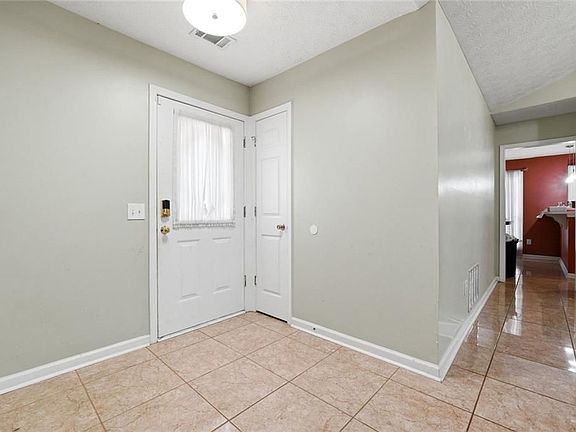 4th image of 2833 Loral Pines Dr