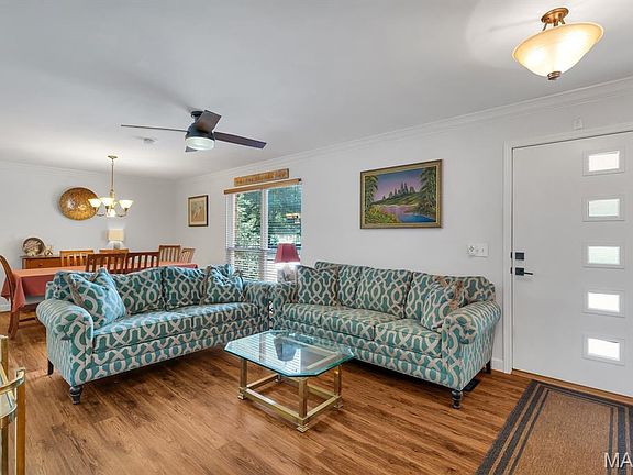 5th image of 8 Oakwood Est