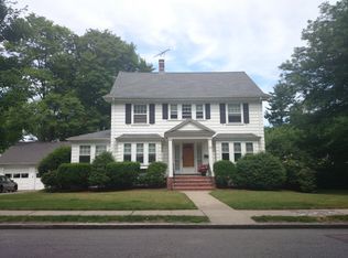 33 Howitt Rd, West Roxbury, MA 02132