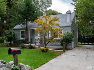 5 Patrick St, East Brunswick, NJ 08816
