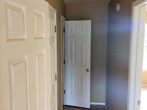 4th image of 6140 Tecate Dr #C-d
