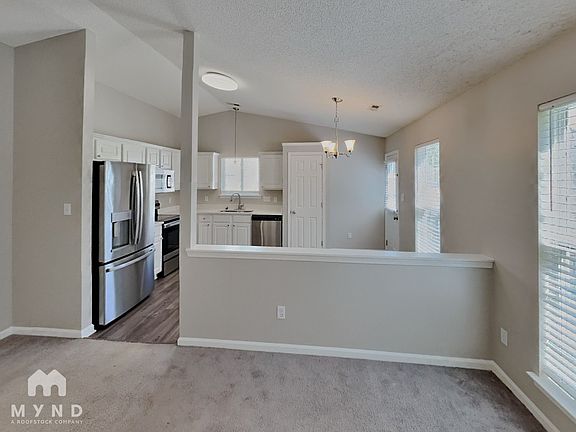 4th image of 7940 Travers Run Dr