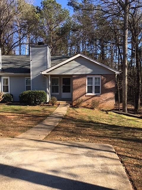 1st image of 4916 Farmstead Ct